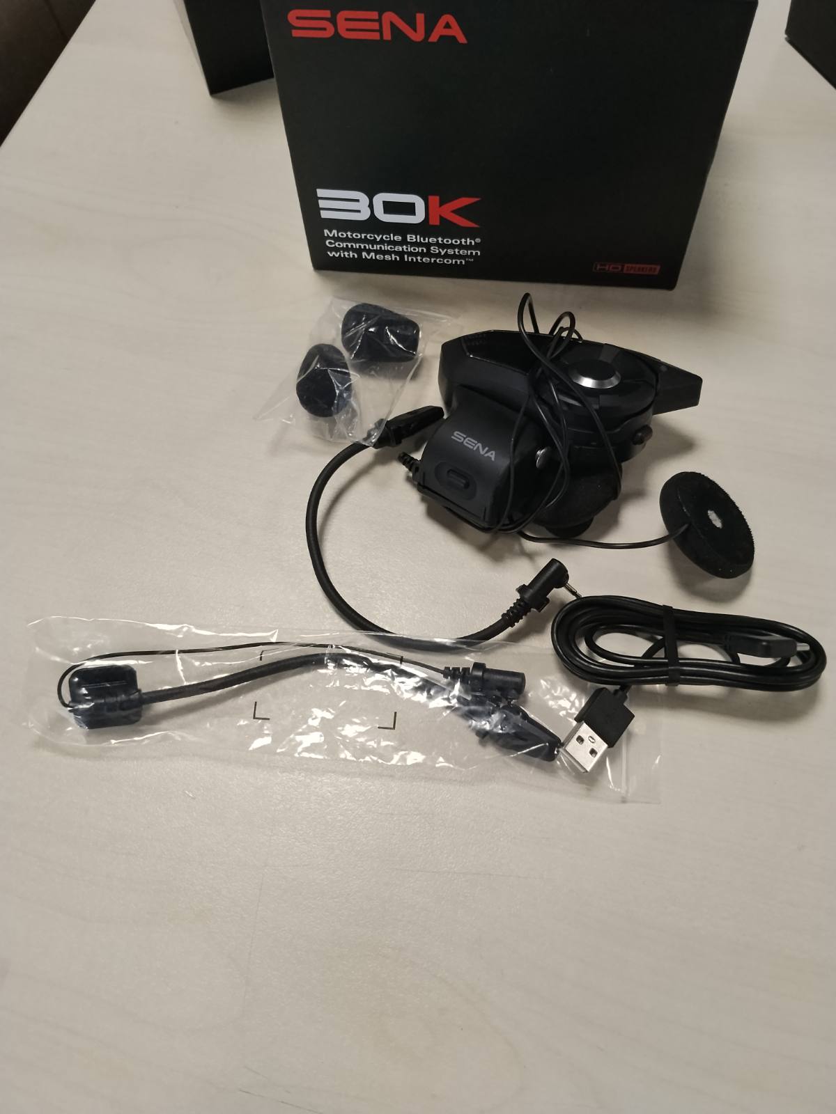 295469 - SENA Kufje Bluetooth 30K me altoparlantë HD (1 pako)
