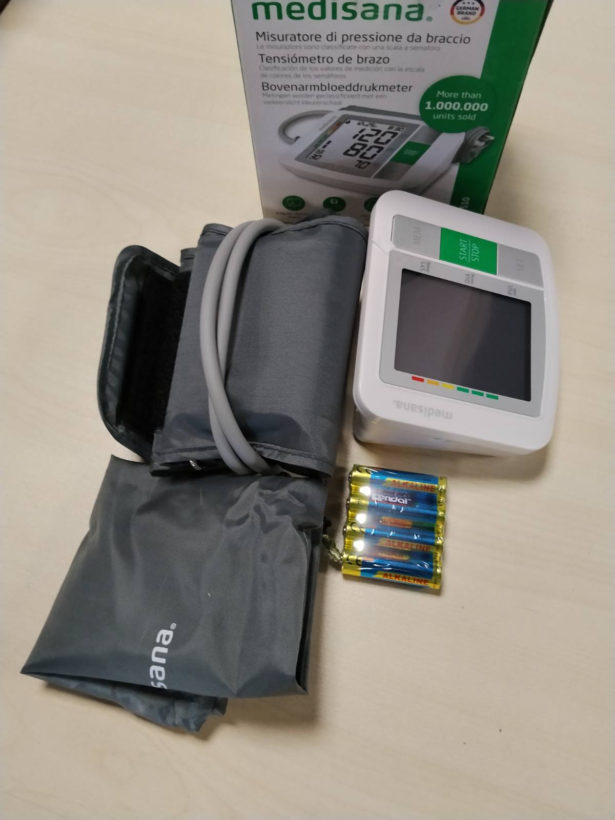 321193 - Medisana Aparat monitorues i tensionit të gjakut BU 510