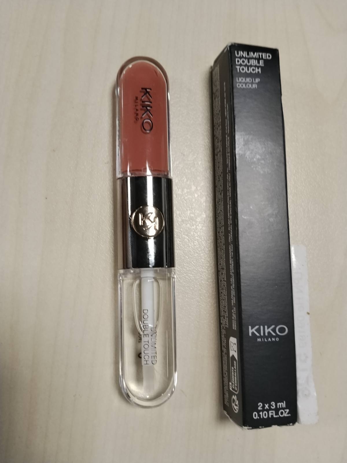 321756 - KIKO MILANO Unlimited Double Touch 103 - Set buzësh me 3 buzëkuq të lëngshëm, aplikim me 2 hapa