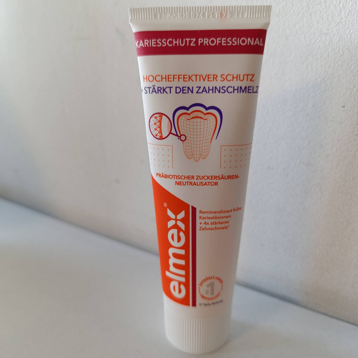 290495 - ELMEX Pastë dhëmbësh për mbrojtjen profesionale të kariesit, 75 ml - pastrim mjekësor i dhëmbëve me neutralizues të acidit të sheqerit