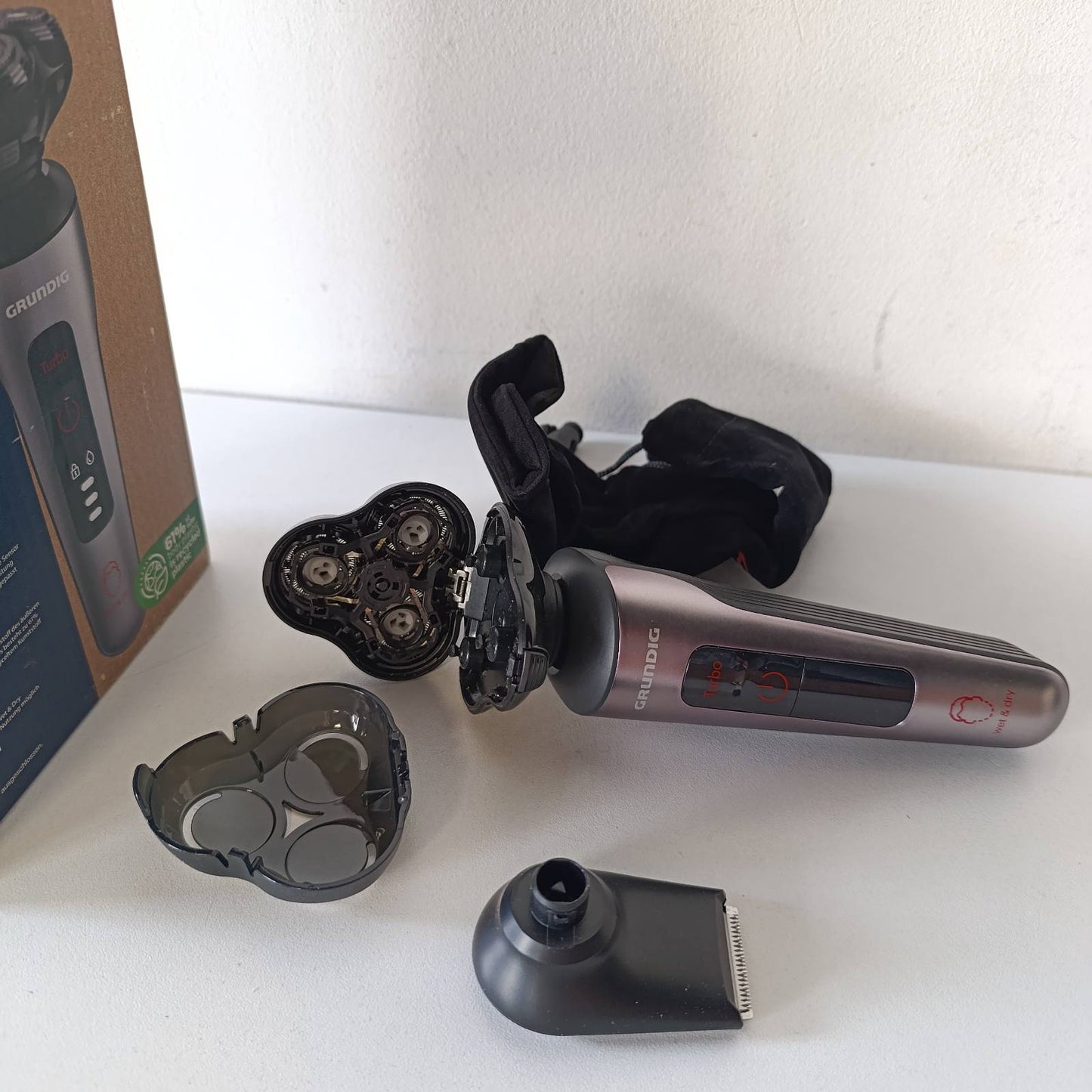 321191 - Grundig Makinë rroje për meshkuj ProClub MS 8130, Teknologji Tehësh Titaniumi, 61% Plastikë e Ricikluar