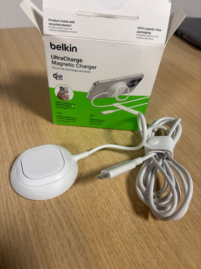 309920 - BELKIN Karikues magnetik UltraCharge 25W Qi2, Karikues i shpejtë pa tel, MagSafe, mbështet iPhone 17, i bardhë