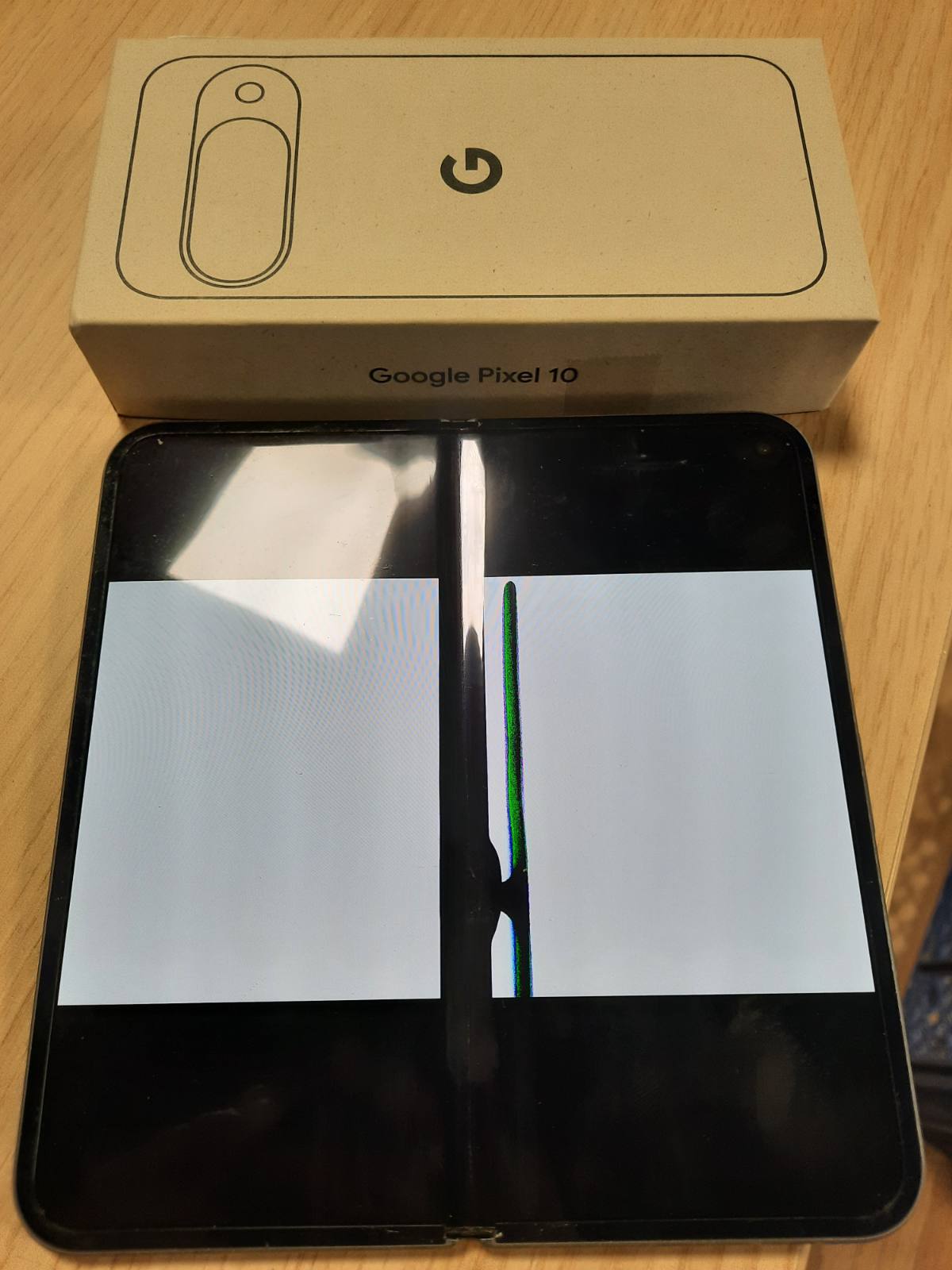 309407 - GOOGLE Pixel 10 Pro Fold – Telefon inteligjent Android i zhbllokuar me Gemini – Ekran i palosshëm 6.4" – 256GB – Tre kamera të pasme – Jetëgjatësi baterie mbi 24 orë – Ngjyra Moonstone