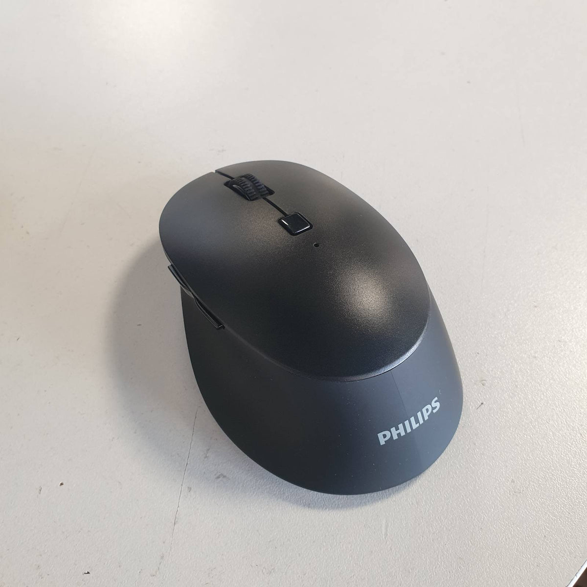 310084 - Philips Maus pa tel SPK7607, deri në 3200 dpi, 2.4 GHz + Bluetooth 3.0/5.0, klikim i heshtur, 7 butona, i zi