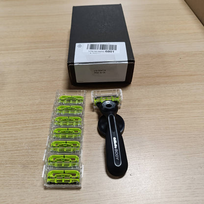 289762 - GILLETTE Briskë intime Labs Body + Intimate për meshkuj, 8 fishekë, e zezë