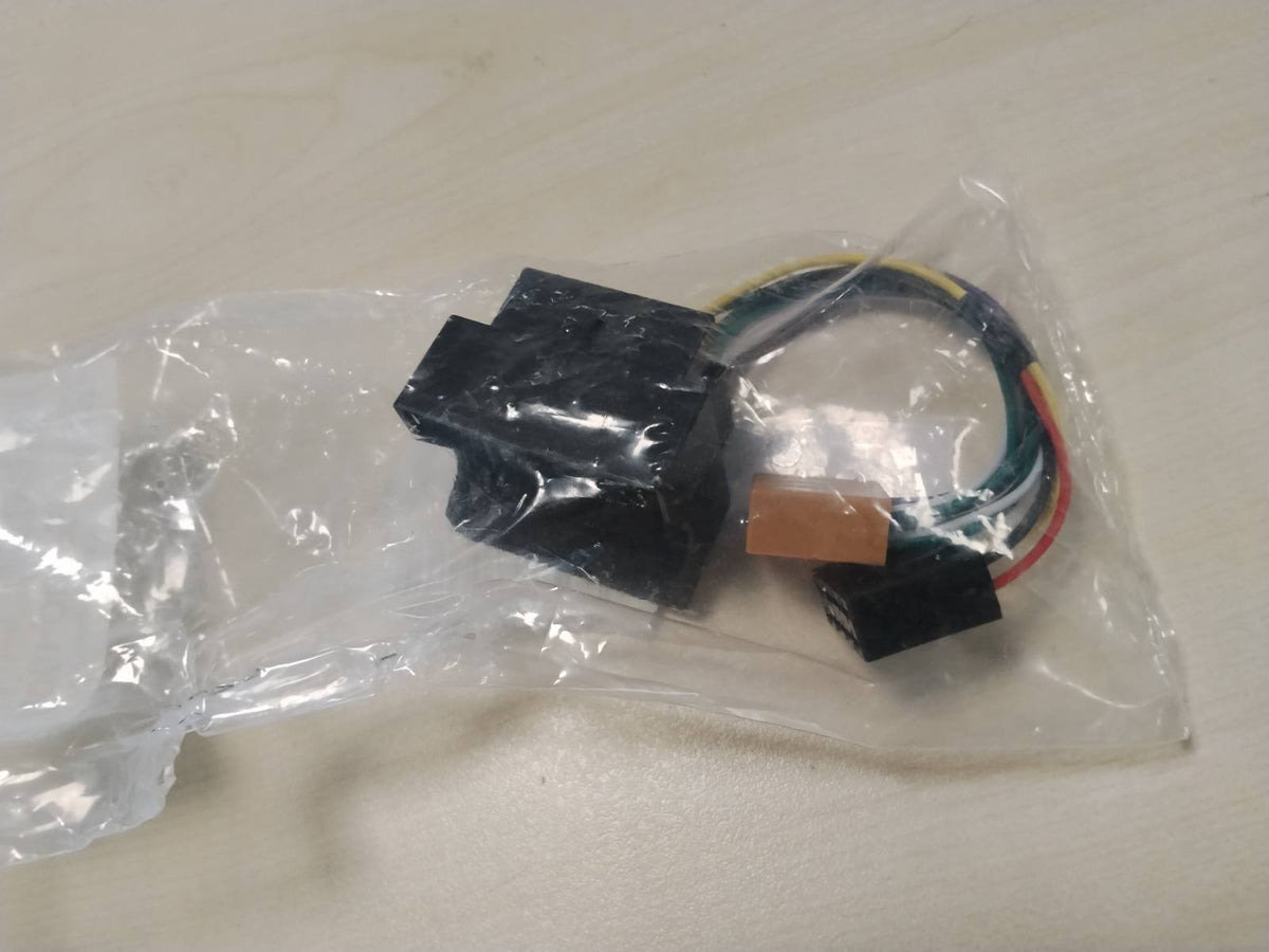 310391 - Sound-Way Prizë adaptuese për kabllon ISO e pajtueshme me Citroen Peugeot