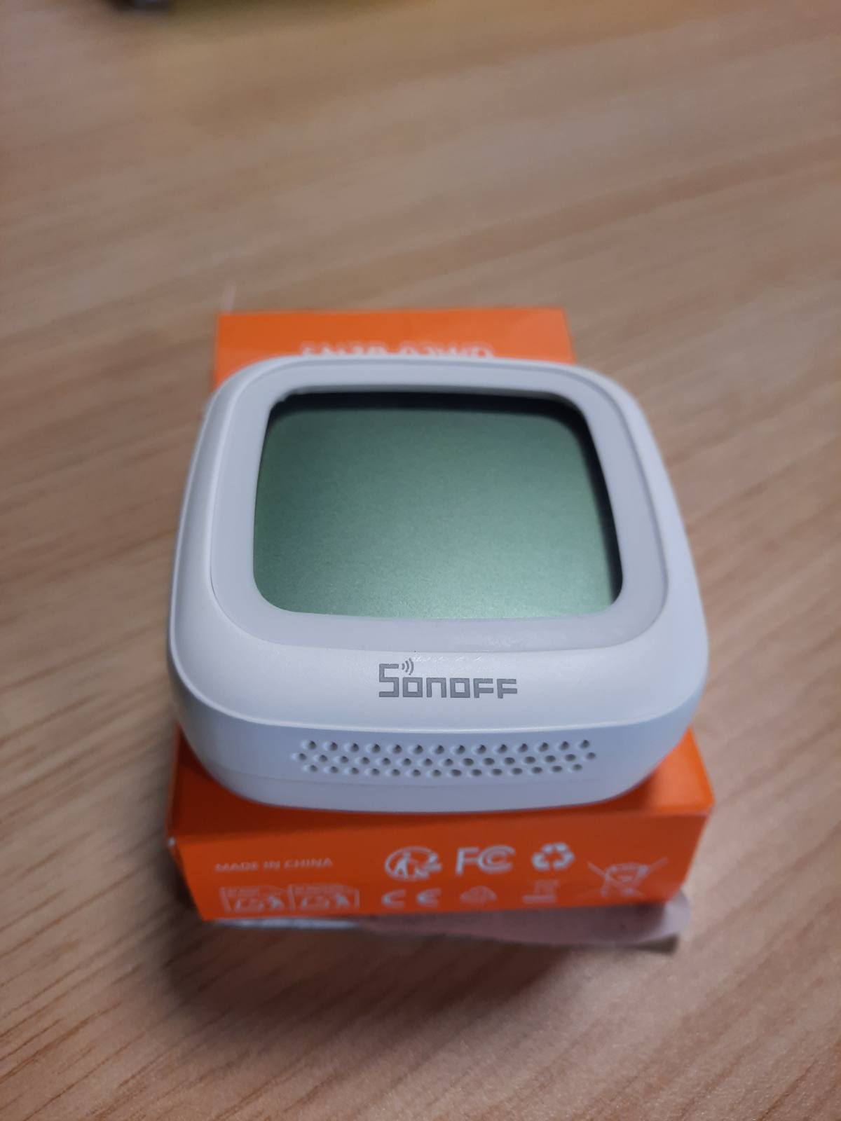 322479 - SONOFF SNZB-02WD IP65 Sensor inteligjent i temperaturës dhe lagështisë Zigbee LCD, i papërshkueshëm nga uji për serë/banjo, Monitorim aplikacioni me grafikë, Instalim fleksibël
