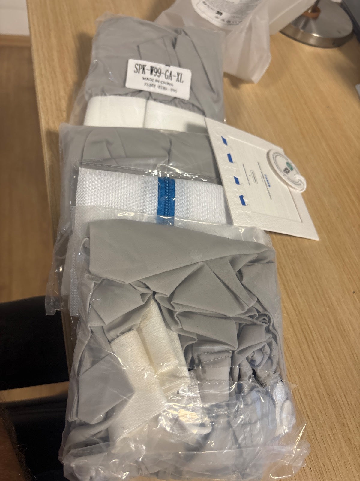 302910 - CARER Pantallona mbrojtëse kundër inkontinencës me 3 copë, të papërshkueshme nga uji, për të rritur, stil Boxer, të papërshkueshme nga rrjedhjet, të lahet, me hapje të rregullueshme për këmbët, plastike unisex, gri, XL