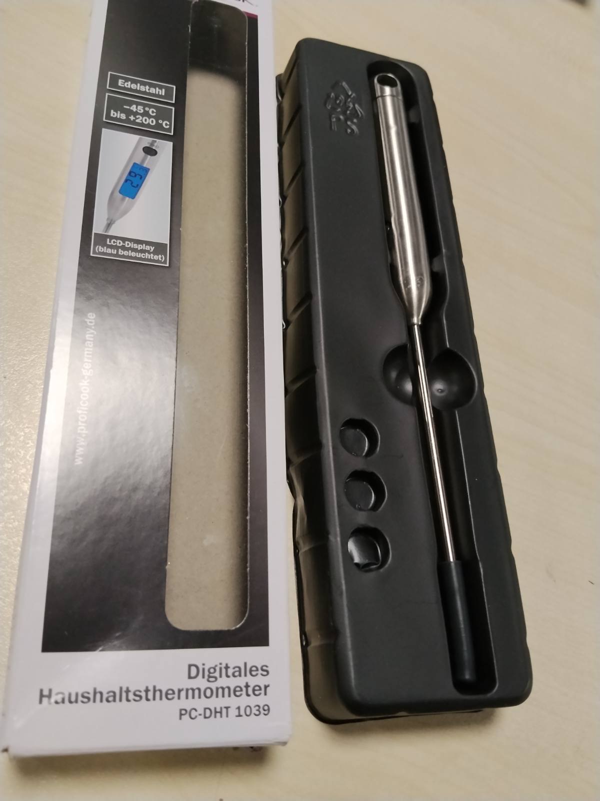314951 - PROFICOOK Termometër Kuzhine prej Çeliku Inoks, -45° deri në 200°C, me ekran LCD, kapak mbrojtës, lak varjeje, model PC DHT 1039