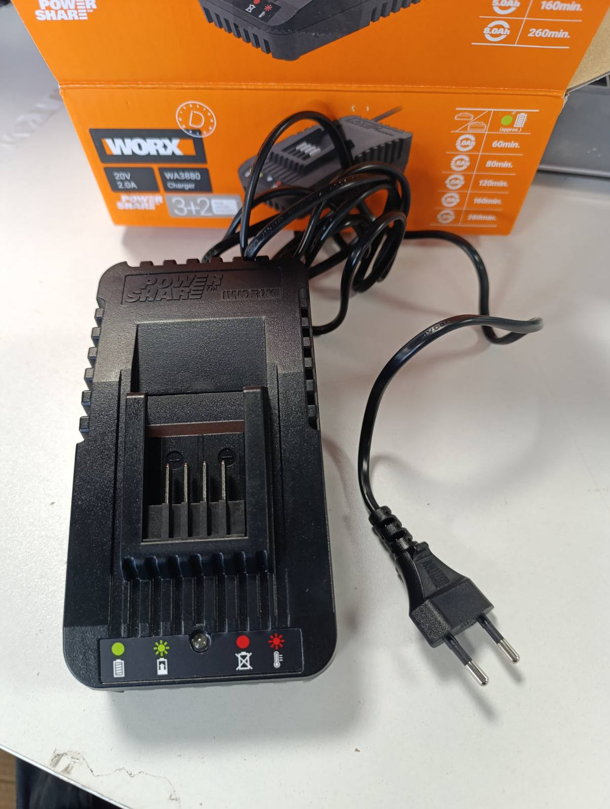 314004 - WORX - Karikues Rapide PowerShare 20V WA3880