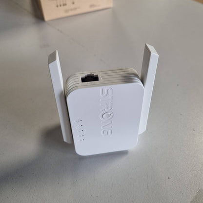 309066 - Amplifikator WiFi 300Mbit/s, për prizë elektrike, WPS, portë LAN, modalitet pike aksesi, i pajtueshëm me të gjithë ruterët