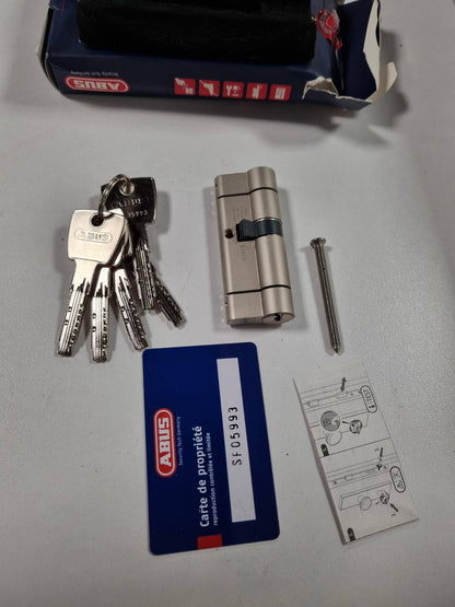 312772 - ABUS - Kyç EC-SNP me dy cilindra për dyer të jashtme/hyrje apartamentesh, dimensionet 35 x 45 mm, i veshur me nikel mat