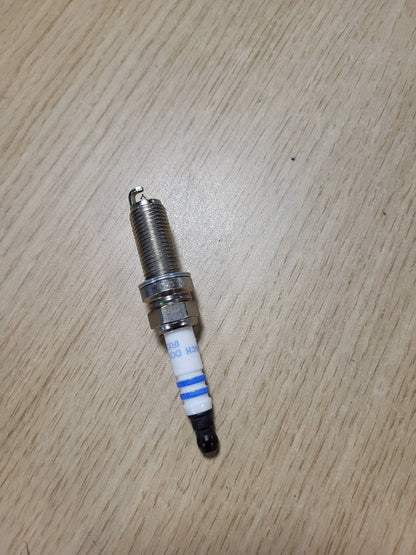 314840 - BOSCH 0242135529 Kandele VR7NII33X, 1 njësi