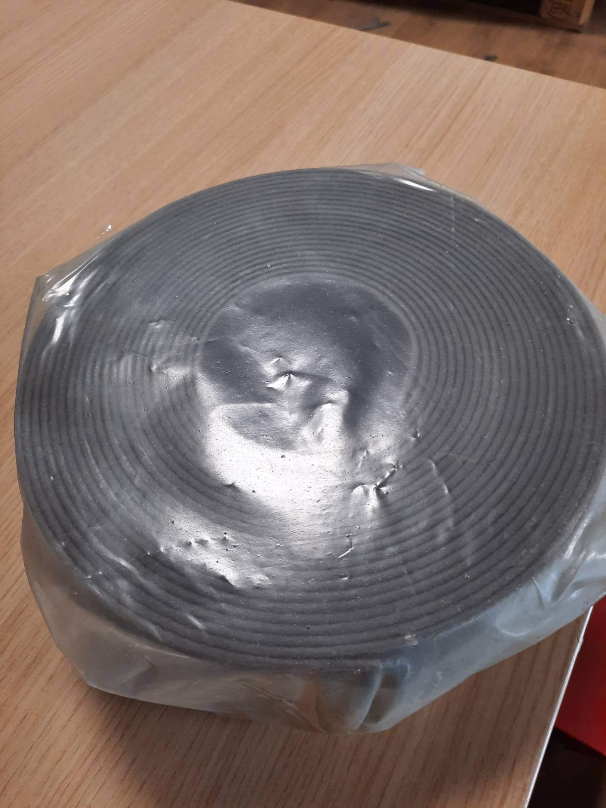 313736 - GARDENIX Bordurë lëndine fleksibël me pamje druri - Plastik - Gjatësia: 10 m - Lartësia: 8 cm - Kafe