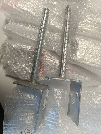 335597 - CONNEX ANKORË SHTYLLE NË FORMË L, 80 X 60 X 100 X 200 MM, Ø 16 MM, ME NGJYRË KROMI, E GALVANIZUAR ME ZHYTJE TË NXEHTË, VRIMA 11 MM, 6 COPË/MBËSHTJELLËS ME FUTJE