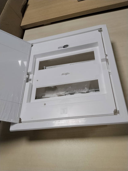 312928 - KUTI SIGURESASH REV e montuar në rrafsh - 2 rreshta, 24 module, 379x341x105 mm, 400V, e bardhë
