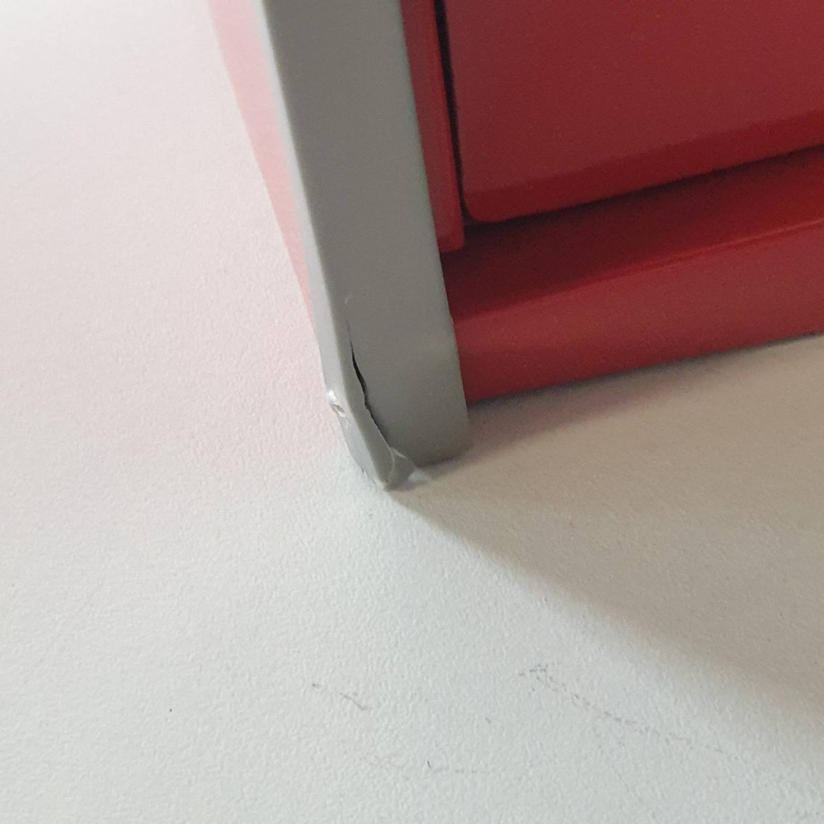 313122 - KUTI METALIKE portative veglash me 5 sirtarë, kuti e vogël shumëfunksionale ruajtjeje me ndarje për ruajtjen e veglave dhe organizatorë, punë shtëpiake (e kuqe)