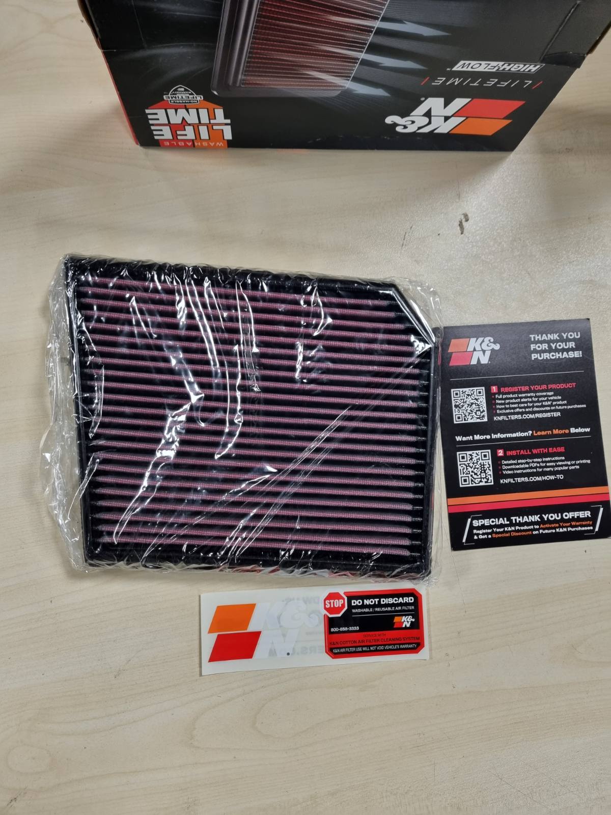 312626 - K&N FILTRI I AJRIT ZËVENDËSUES për BMW M135i 2021- / M235i xDrive Gran Coupé 2020- / X2 M35i 2019- dhe Mini Countryman JCW 2021- (33-5111)