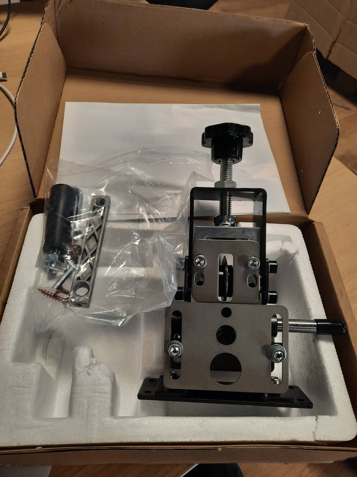314055 - Zhveshës automatik i kabllove elektrike për kabllo 1-25 mm, Makinë zhveshjeje bakri, Mjet zhveshjeje mbeturinash kabllosh për riciklimin e telave