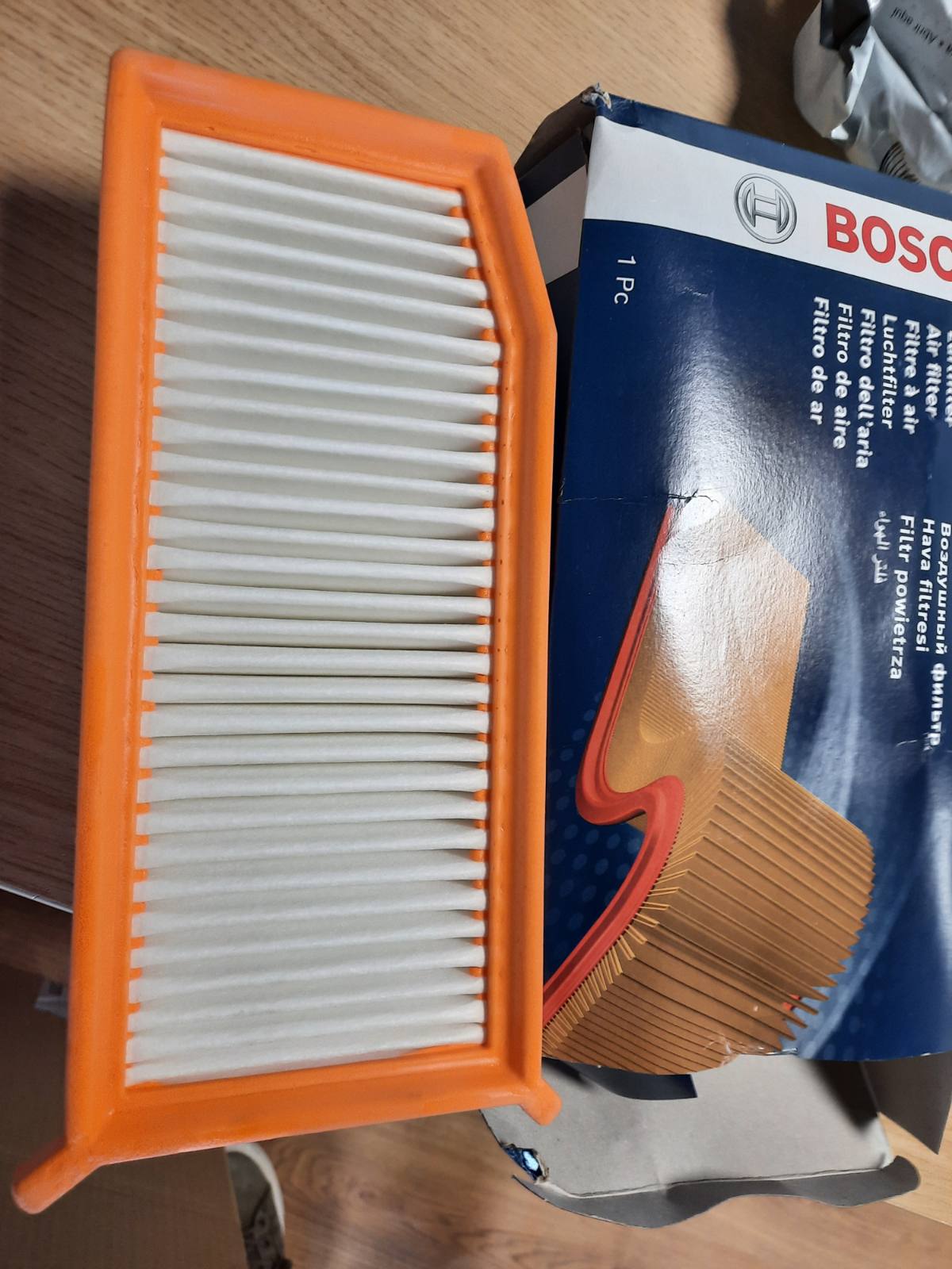 314496 - BOSCH Filtri i ajrit F026400343