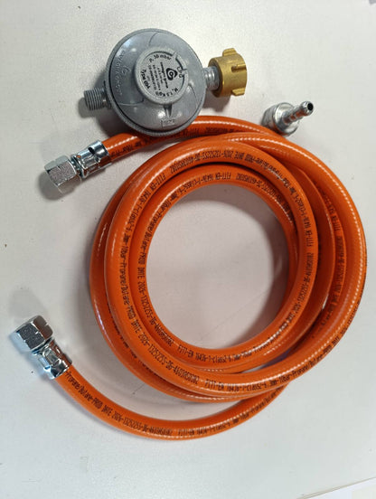 313015 - Rregullator presioni 30mbar + tub gazi propani 300 cm (3 m) me 2 dado bashkimi majtas 1/4"