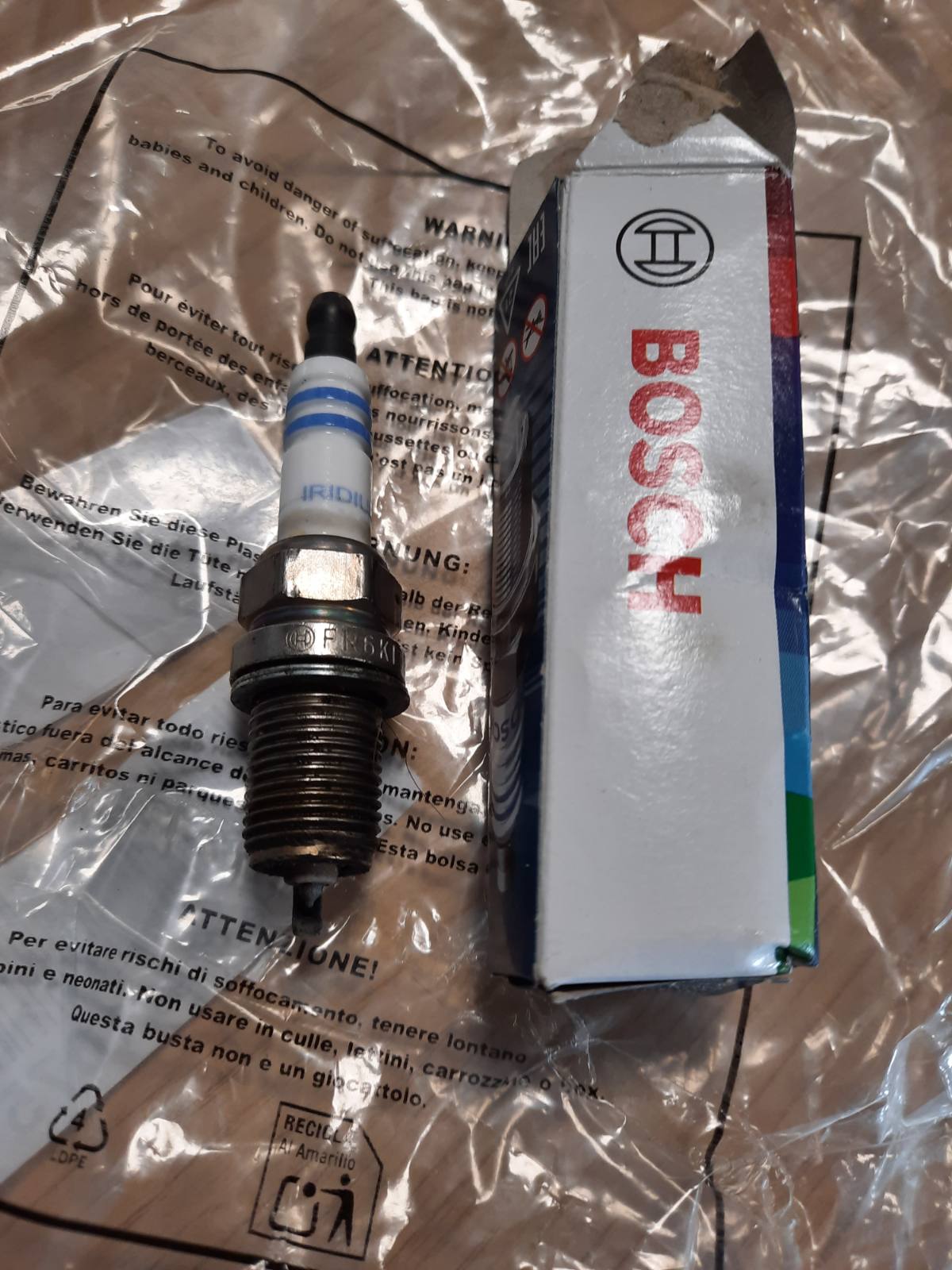 314748 - BOSCH Kandele Double Iridium 0242240653, 1 kandele