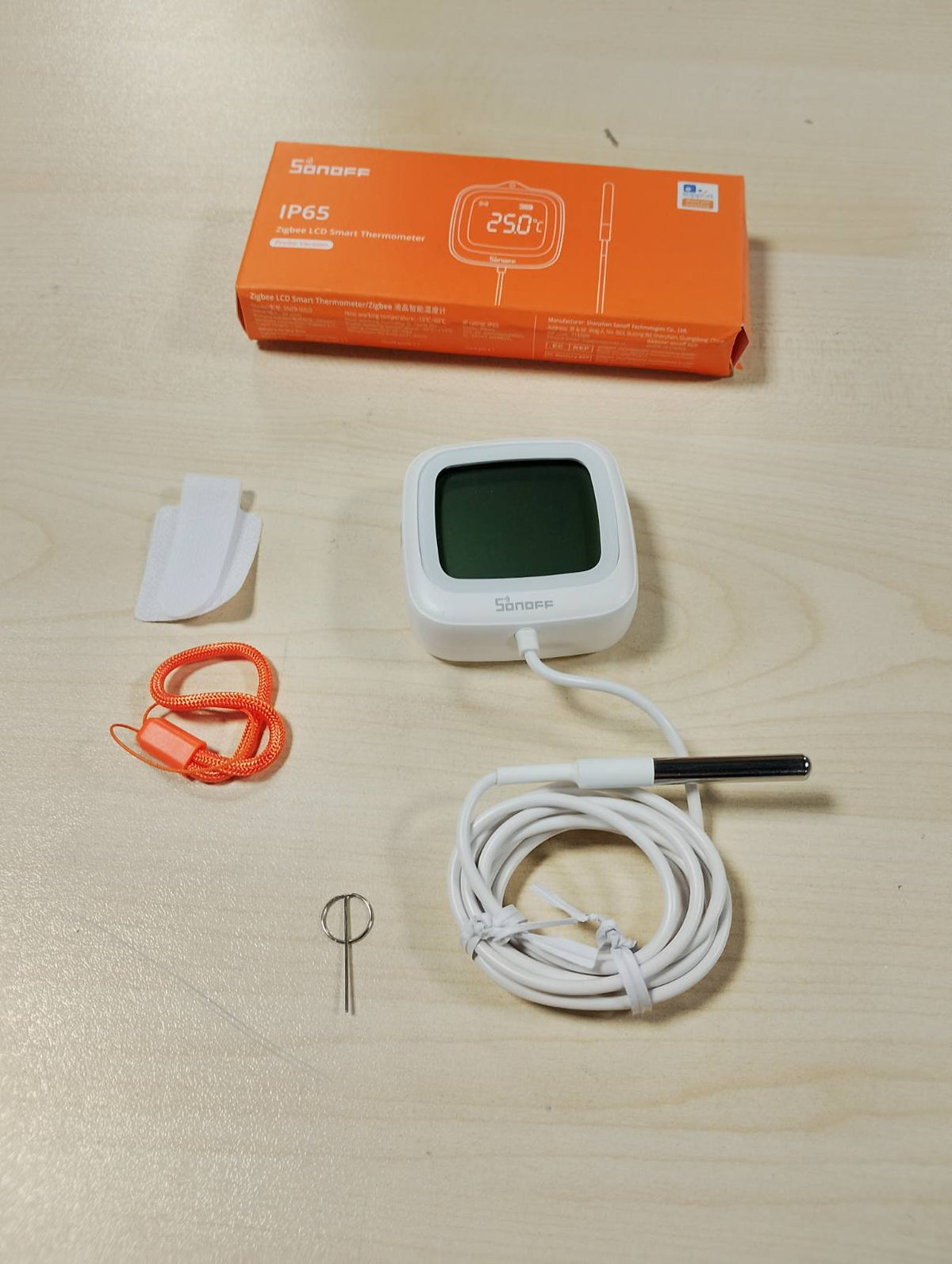 314123 - SONOFF SNZB-02LD Sensor temperature Zigbee i papërshkueshëm nga uji me sondë çeliku inox 1.5 m, ekran LCD, diapazon -40~115°C, monitorim me aplikacion, montim magnetik