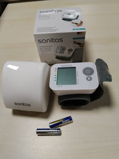 307652 - SANITAS Monitor presioni i gjakut SBC 22 për kyçin e dorës, matje automatike e presionit të gjakut dhe pulsit, funksion paralajmërues për aritmi