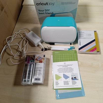 183018 - CRICUT Joy | Paketa Fillestare e Vitit 2024