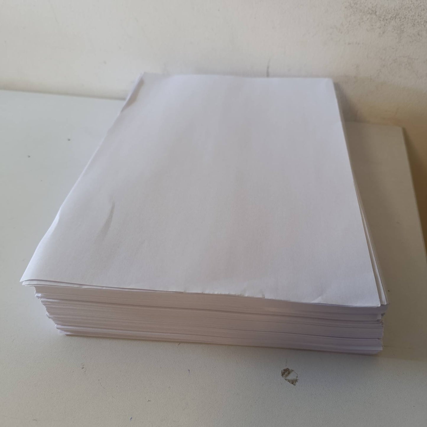 274319 - STICK WELL Letër printeri A4, 500 fletë, letër e bardhë A4, e pajtueshme me printerë me bojë, lazer dhe fotokopjues, shumëfunksionale, ideale për përdorim në shtëpi dhe zyrë (1 pako)