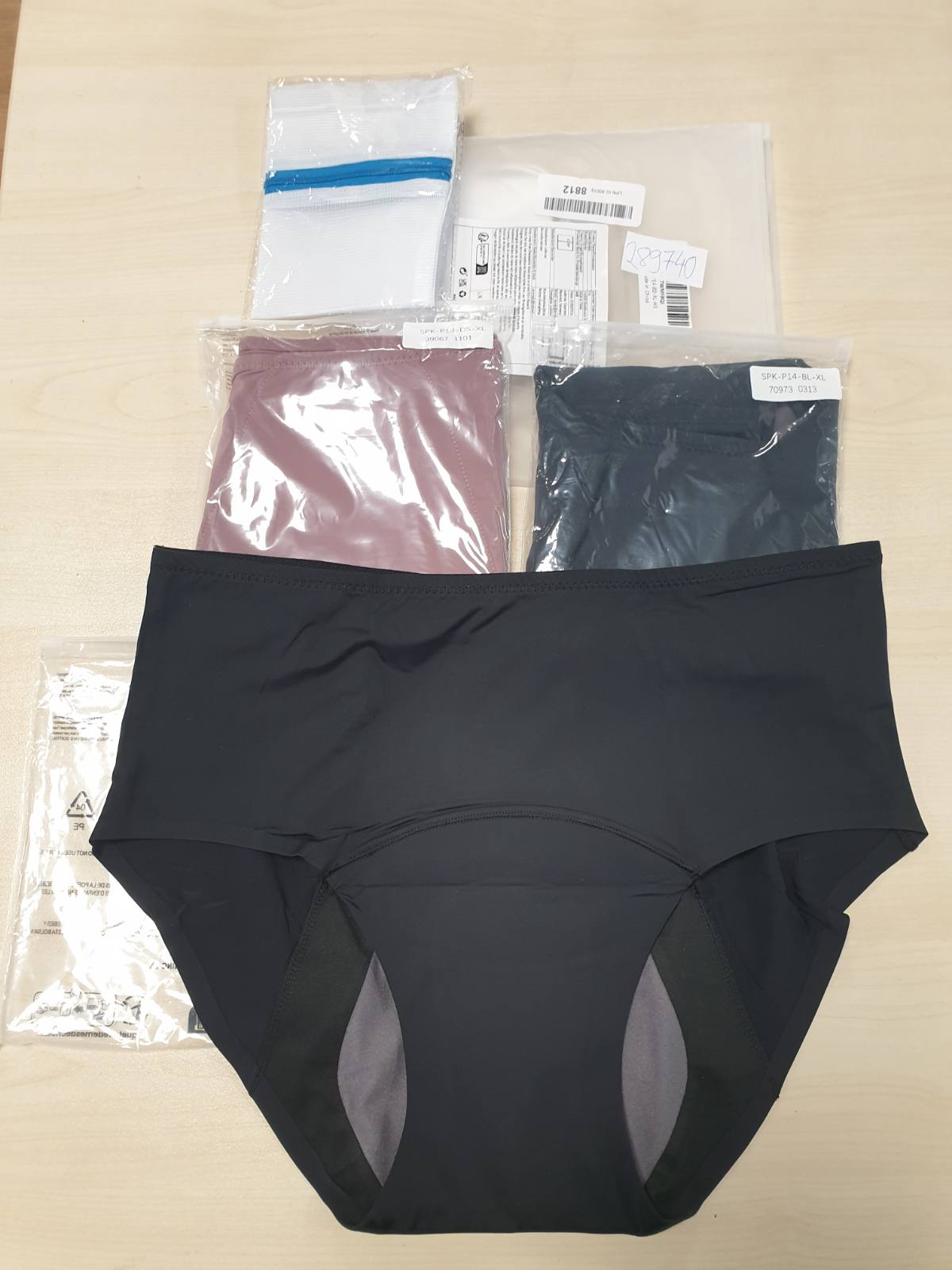 289740 - CARER Pako me 3 mbathje për femra kundër mosmbajtjes, mbathje menstruale me jastëk thithës 150 ml për përdorim gjatë natës.
