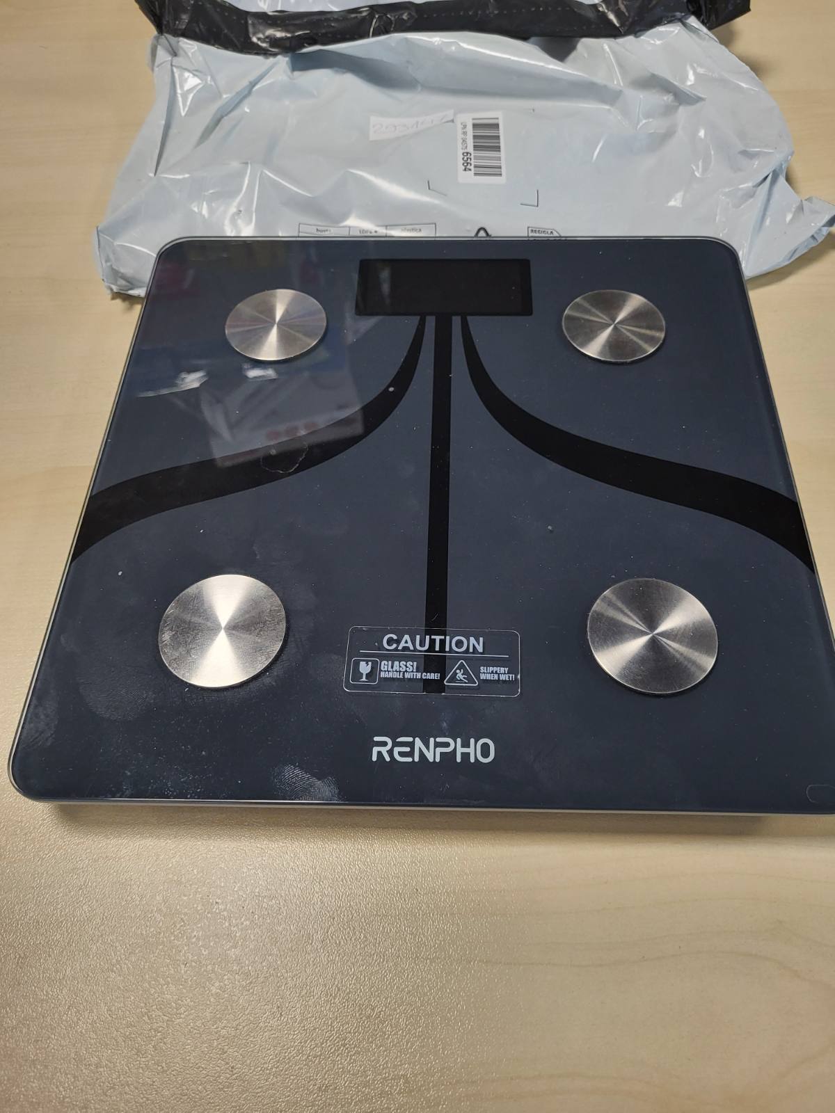 293147 - RENPHO Peshore dixhitale inteligjente, rikarikueshme me USB-C, Analizë e dhjamit trupor, kapacitet 180 kg, e zezë