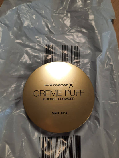 300034 - MAX FACTOR KREM I FRYRË 50ml