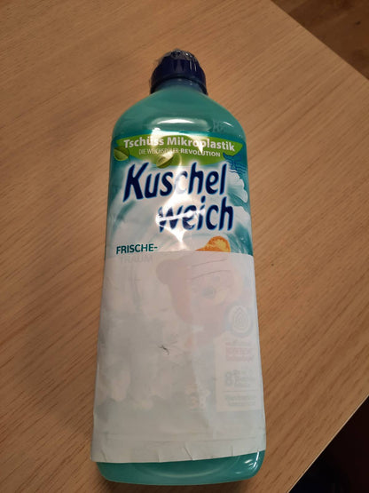 297341 - KUSCHELWEICH Zbutës rrobash Fresh, 1 litër, deri në 38 larje, 1037.48 g, pa mikroplastikë