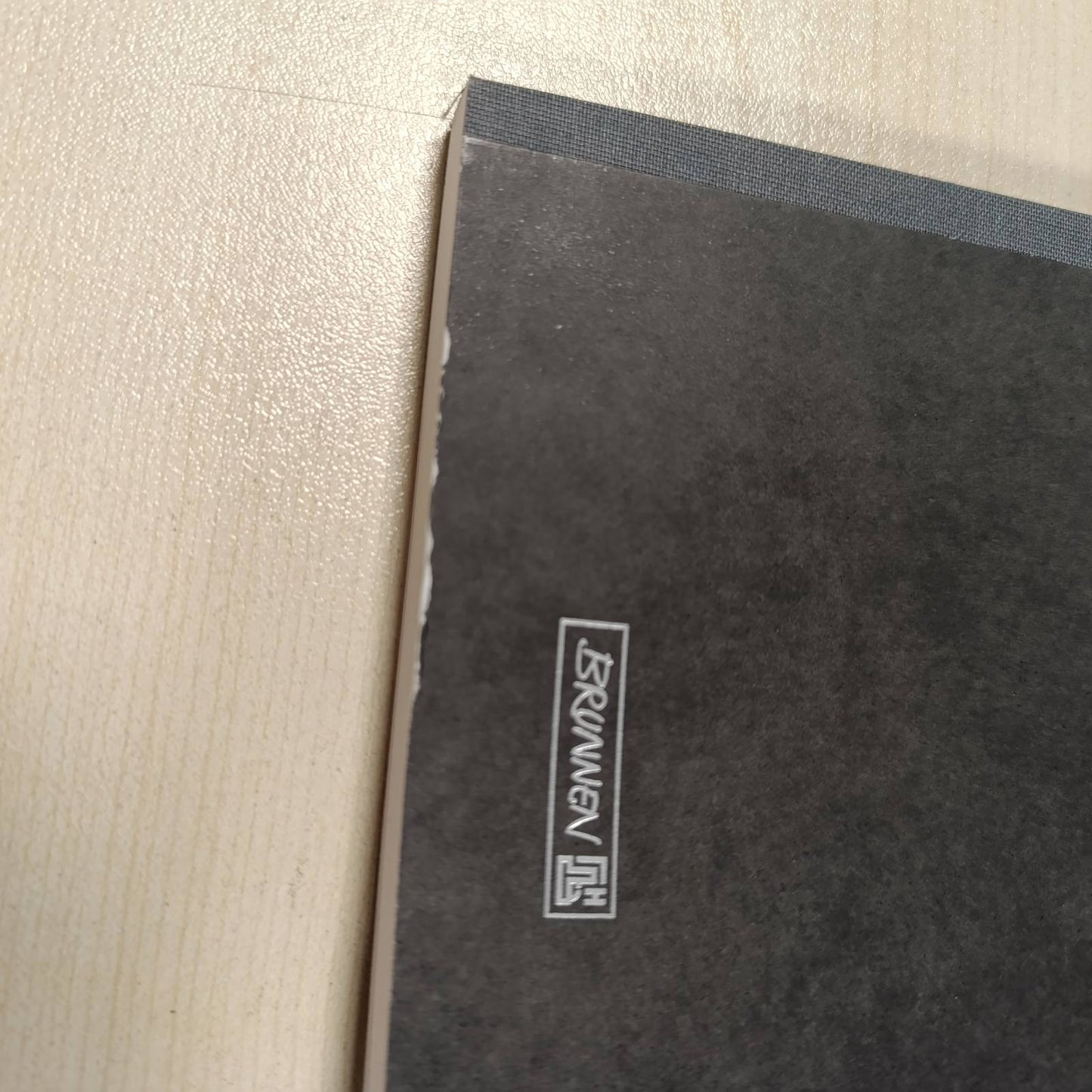 267254 - BRUNNEN Student Planner 2025/2026 FAKT!plus, A5, karton, e zezë