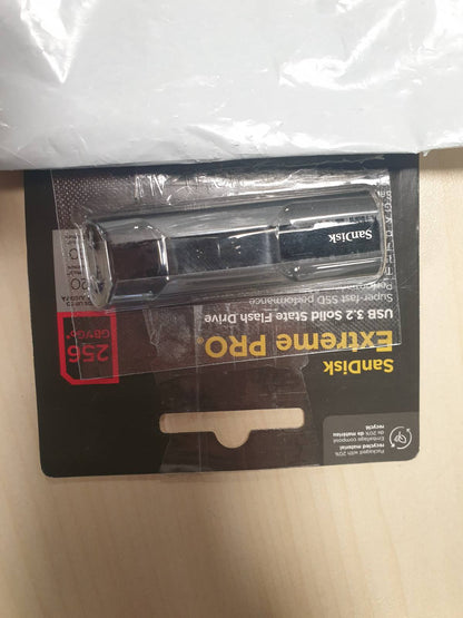 266161 - SANDISK Extreme PRO 256GB - Njësi flash USB, Lexim deri në 420MB/s, Shkrim deri në 380MB/s, RescuePRO Deluxe, Mbrojtje me fjalëkalim, USB 3.2, Kuti metalike alumini e qëndrueshme - E zezë