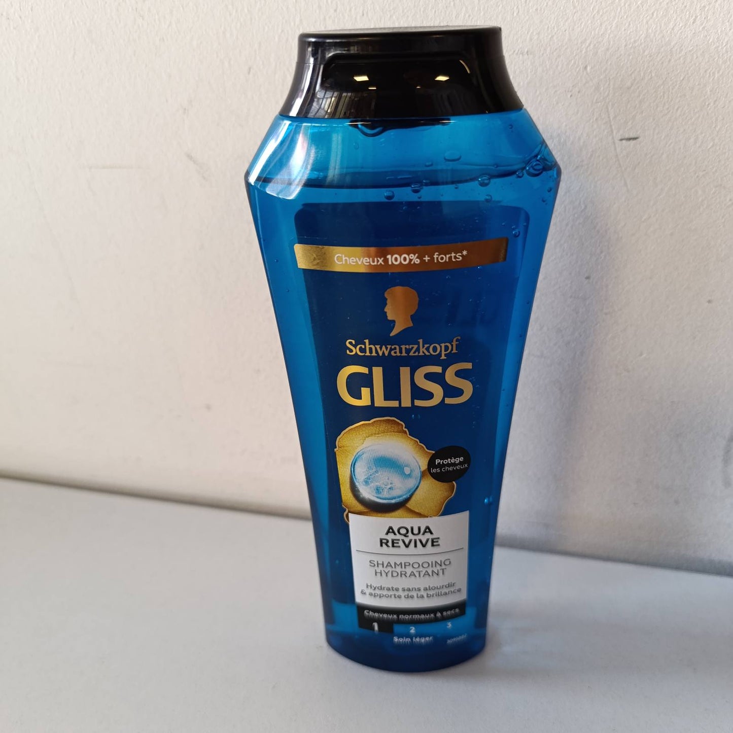 319172 - SCHWARZKOPF - Gliss - Shampo Aqua Revive - 250ml - Riparues i flokëve për flokë normalë deri të thatë - Acid hialuronik dhe kompleks algash detare