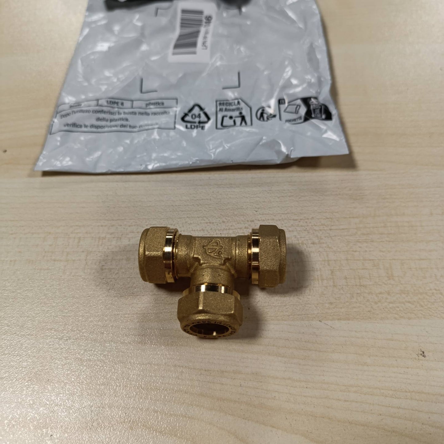 294446 - SOMATHERM PËR JU Kompresimi prej bronzi për tub bakri 14 mm, lidhje hidraulike