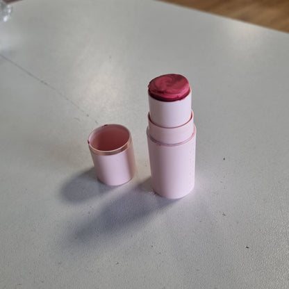 298798 - REVOLUTION - Skin Silk Marble Blush Stick - Skuqës i Ndërtueshëm për Faqe, Sy dhe Buzë - Formulë Kremi në Pluhur - Vegan dhe Pa Mizori - Manaferra të Shpëlarë - 4.5g
