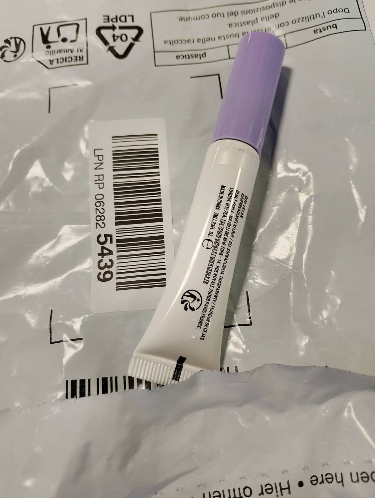 301279 - MAYBELLINE NEW YORK - Xhel fiksues transparent për vetulla me furçë skulpturimi - Mbajtje ekstreme 24 orë - Pa mbetje - Pa ngurtësi - Përfundim jo ngjitës