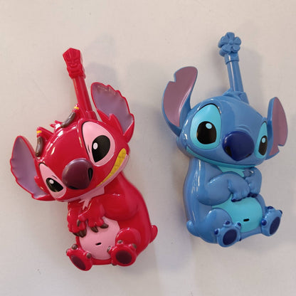 295840 - LEXIBOOK Disney Stitch Qepje 3D dhe Leroy Walkie-Talkies, Rreze veprimi 500 m, 2 kanale komunikimi, Kapëse rripi, Blu/E kuqe, TW18D