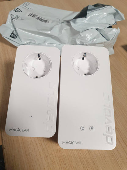295578 - devolo Magic 2–2400 Wi-Fi 5 Next: Paketa fillestare | Streaming UHD 4K/8K | Lidhje e qëndrueshme për punë nga shtëpia | Deri në 2400 Mbps Powerline, Mesh Wi-Fi 5, G.hn, 3 porta LAN Gigabit.