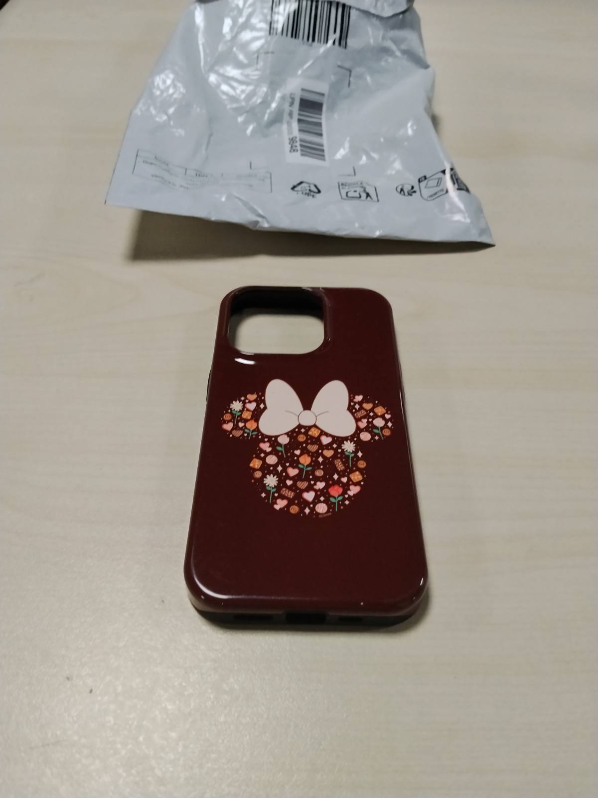 299644 - DISNEY Mbështjellëse Minnie Mouse për iPhone 14 Pro, Icon Fill, Çokollata dhe Lule, Zemra dhe Dashuri