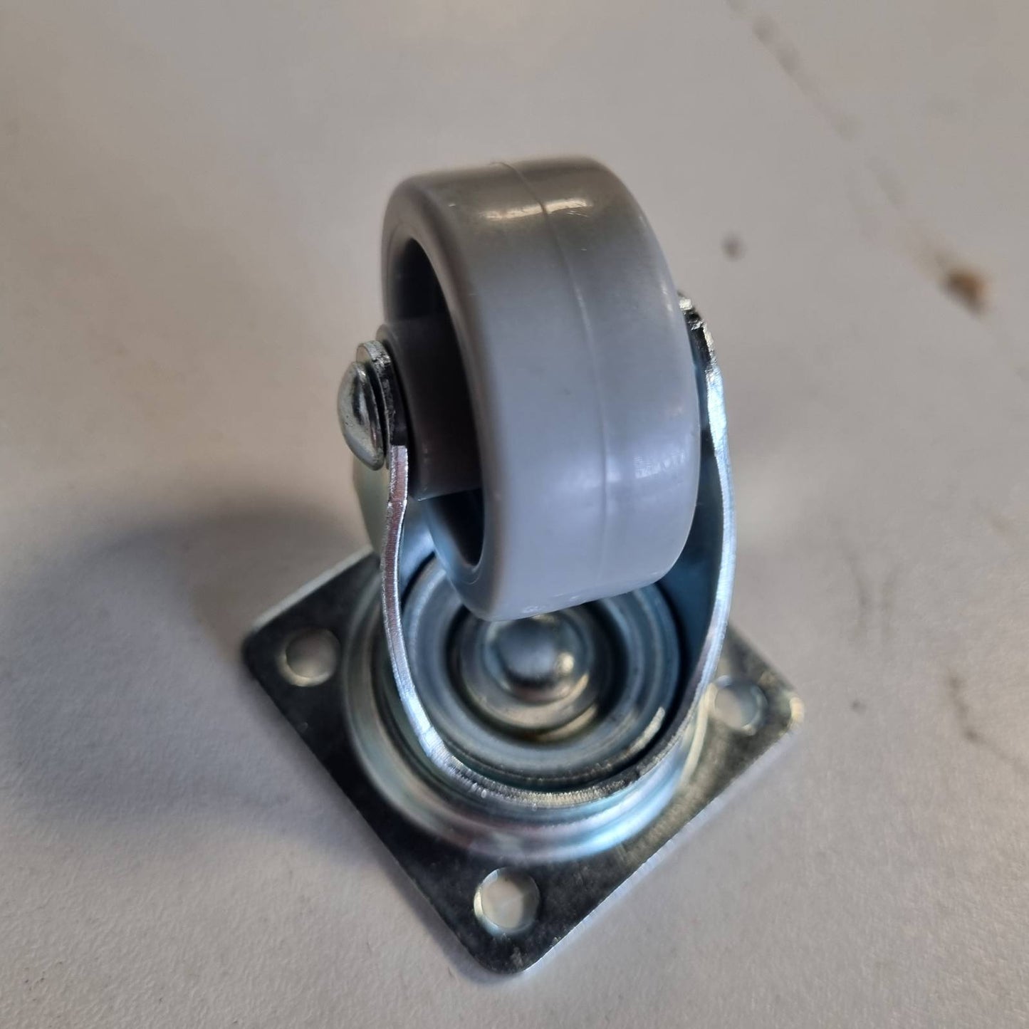 322803 - DÖRNER + HELMER Rrotullues mobiljesh, 36 mm x 15 mm, rrotë plastike, kapacitet ngarkese 35 kg, pllakë 42 mm x 42 mm, pa frenë