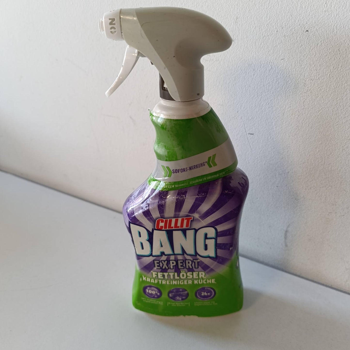290561 - CILLIT BANG Expert Power Cleaner Universal - Heqës Yndyre - 750 ml