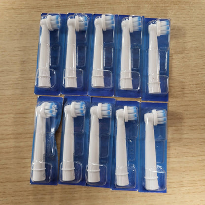 296785 - ORAL-B Koka Furçash Zëvendësuese Pro, 10 copë, të bardha, me fije ultra të buta për mishra dhëmbësh më të shëndetshëm, për furçat elektrike Oral-B Pro