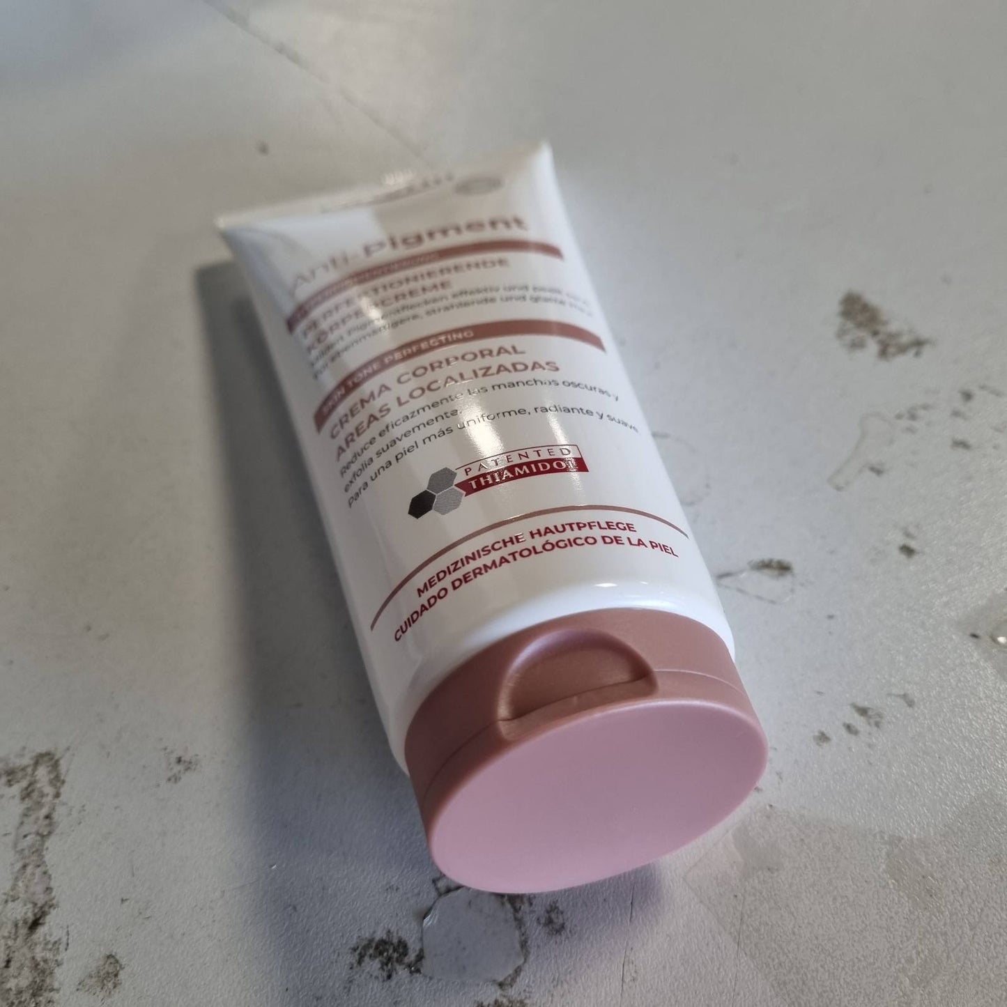 321396 - EUCERIN Locion trupi Anti-Pigment Targeted | 200 ml | krem eksfoliues me Tiamidol