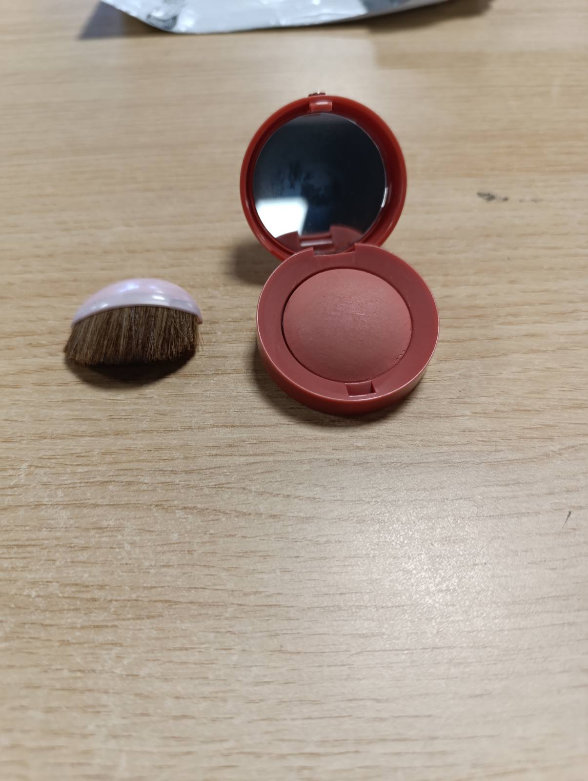 318702 - BOURJOIS Little Round Pot Blush, 74 Rose Ambre, 2.5 g