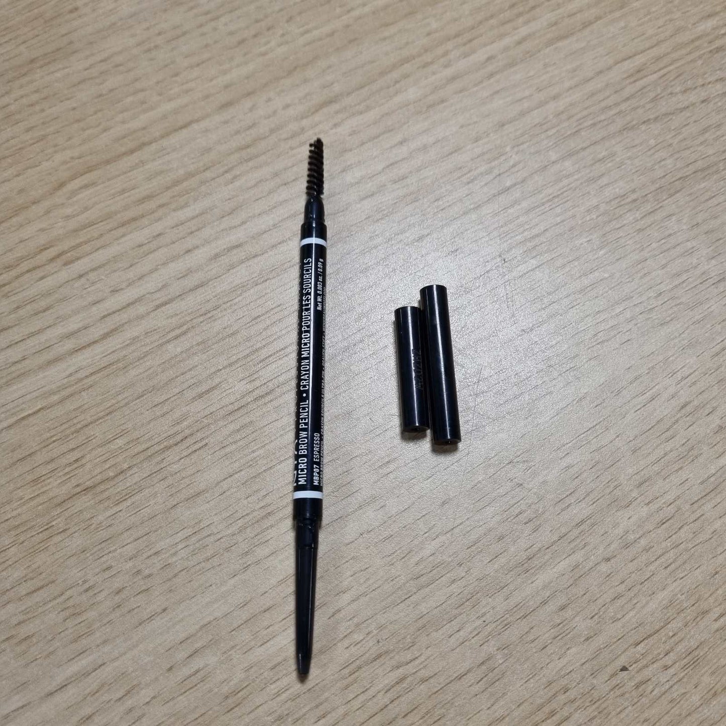 318510 - NYX PROFESSIONAL MAKEUP - Perfect Eyebrow Micro Brow Laps - Dyanësor: Furçë Spirale dhe Laps Automatik për Vetullat