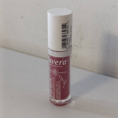 318422 - LAVERA Buzëkuq i lëngshëm Pure Satin Wild Mauve 03 1 copë shkëlqim intensiv i ngjyrës, formulë ushqyese
